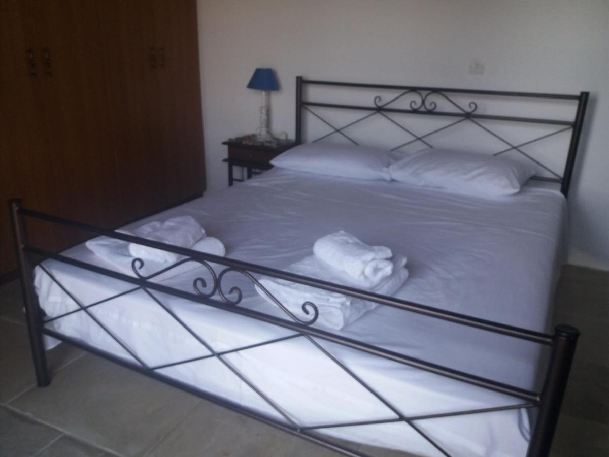 Bed and Breakfast Georgia'S House Fyti Zewnętrze zdjęcie